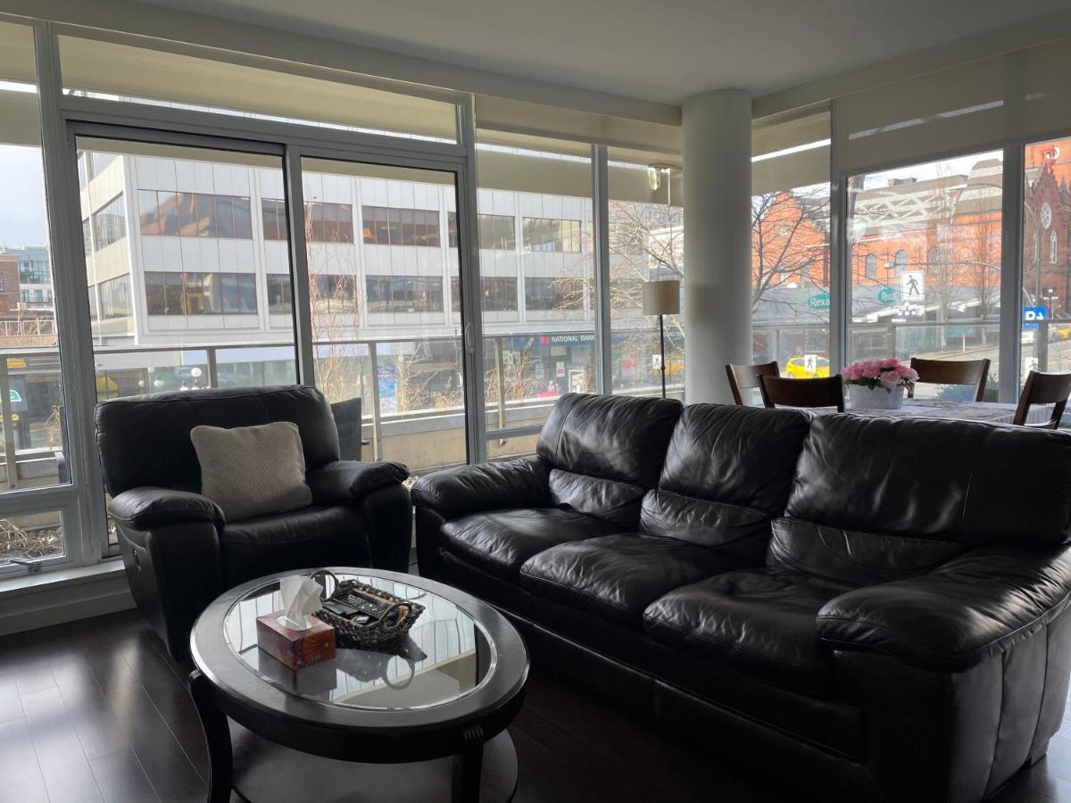 Spacious Downtown 2 Bedroom Condo With Pool And Air Conditioning Victoria Exterior foto